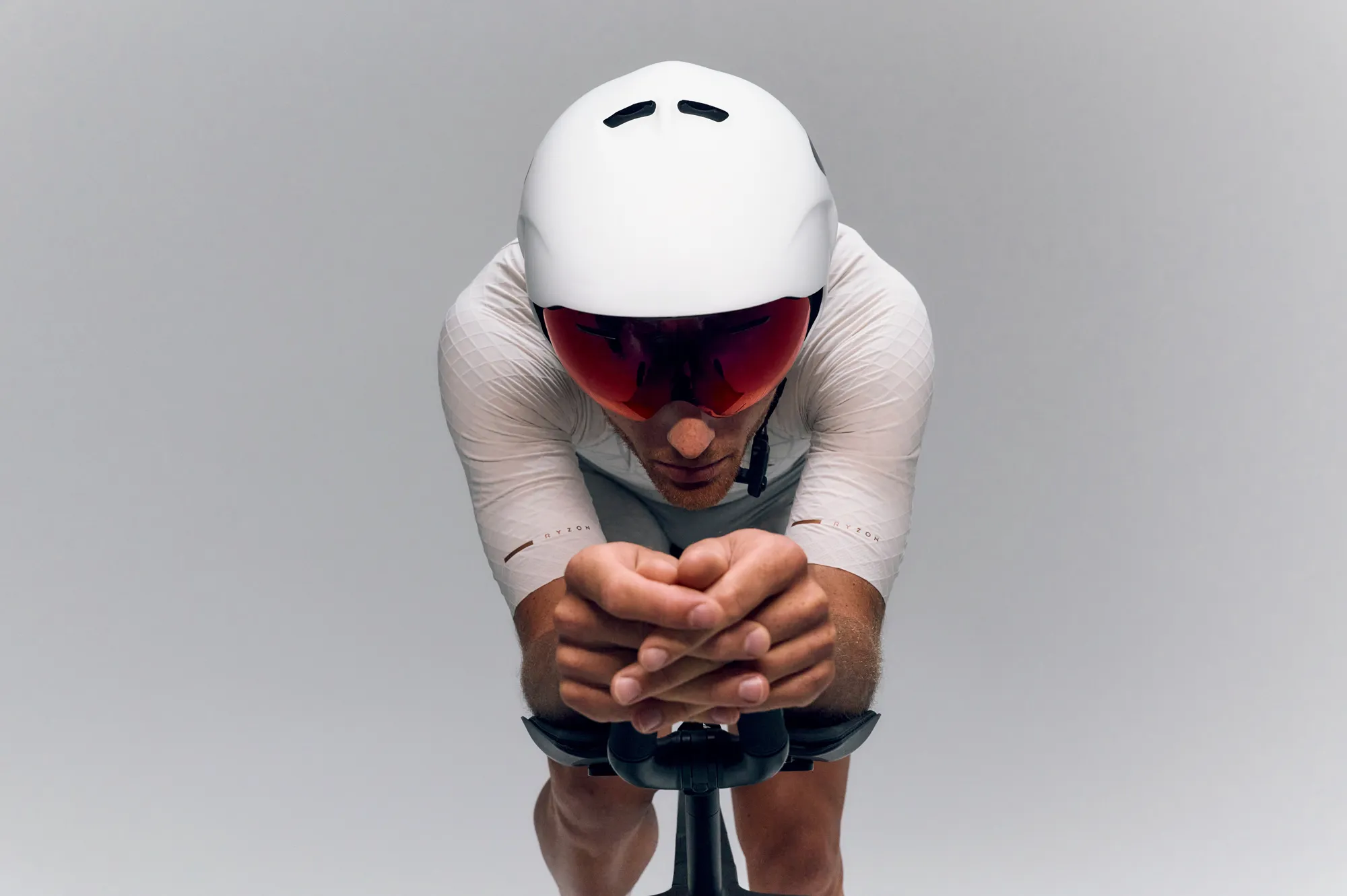 Athlet in aero-position